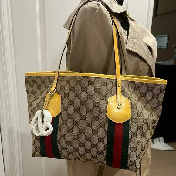 Gucci Small Canvas Tote - Picture 16 of 16